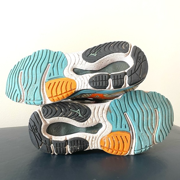 Mizuno Wave Paradox Running Shoes Women’s Size 7.5 - Picture 9 of 10